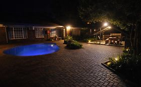 Zuch Accommodation At Pafuri Self Catering